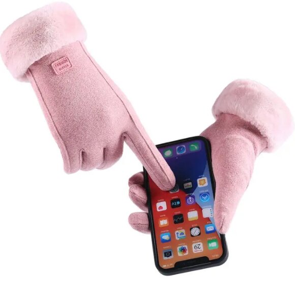 Gray Winter Gloves for Women Elegant Touchscreen Gloves with Faux Fur Cuffs - Picture 5 of 5